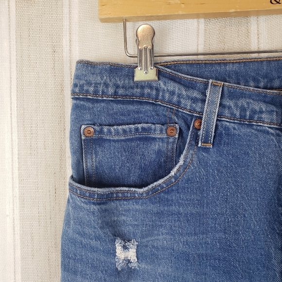 Levi's 501 Button Fly Denim Jeans Straight Leg Size 32 (see measurements) - Picture 2 of 9